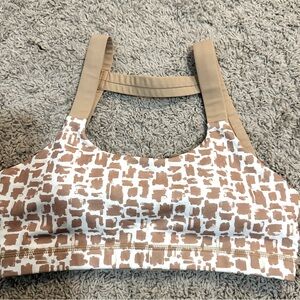 NWOT Born Primitive Moxie Sports Bra in Cobblestone Size Small